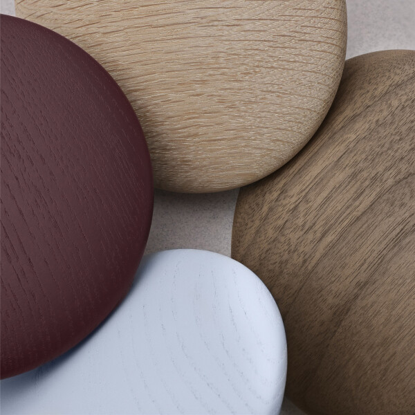 Muuto Dots concept wood burgundy light blue oak stained dark brown kuva