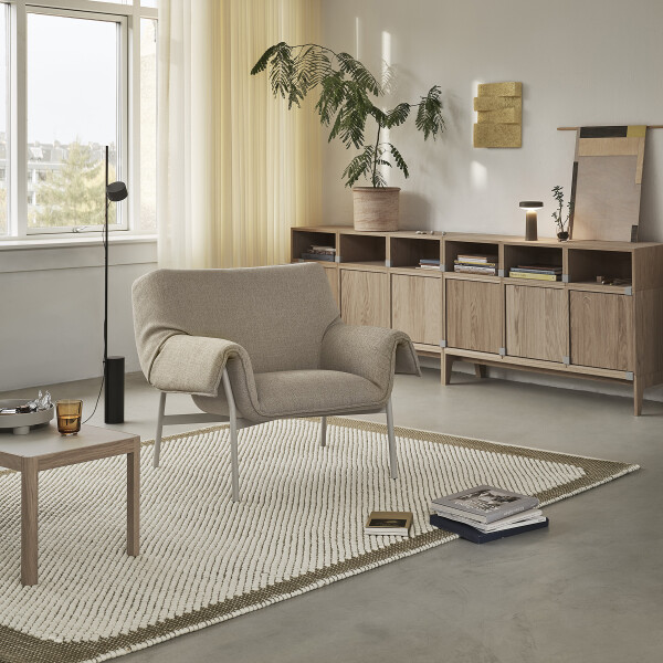 Muuto pebble brown green life image