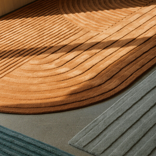 Muuto Relevo rug burnt orange close kuva
