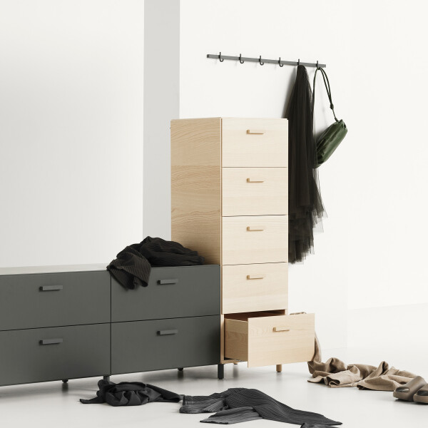 String Relief Wide Grey High Ash image