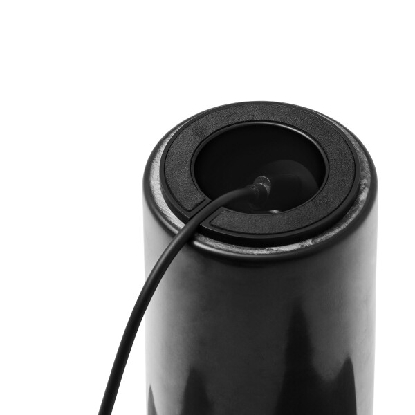 New Works Kizu Portable Black Marble Bottom Cable Detail kuva