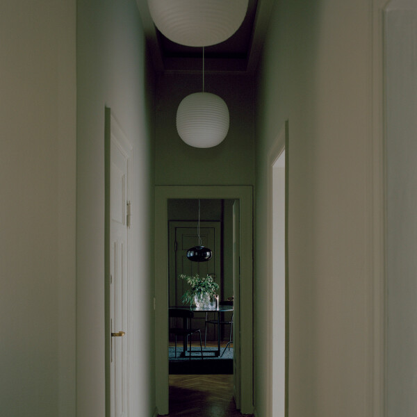 New Works Hallway Lantern Pendant Large kuva