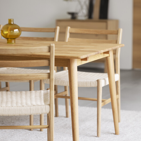 Rowico Harlan chair interior image