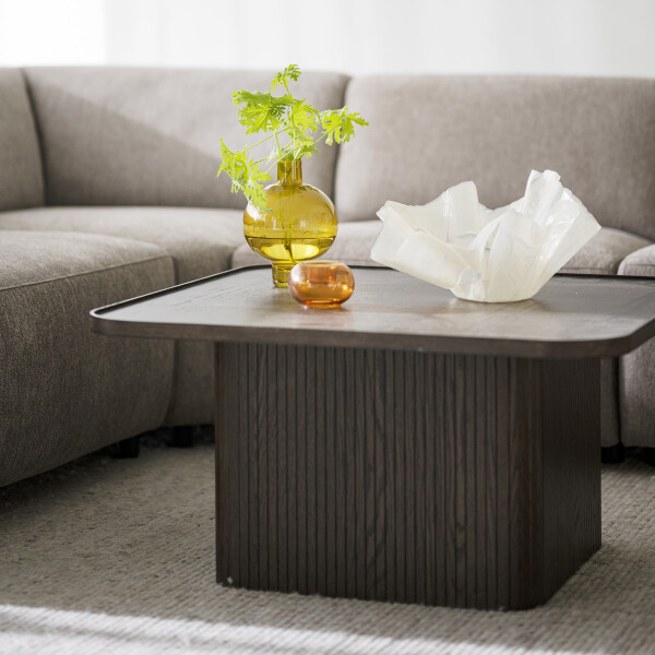 Rowico Sullivan table brown oak 80 kuva