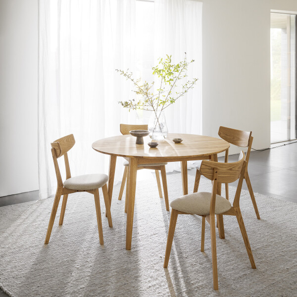 Rowico Filippa round oak interior kuva