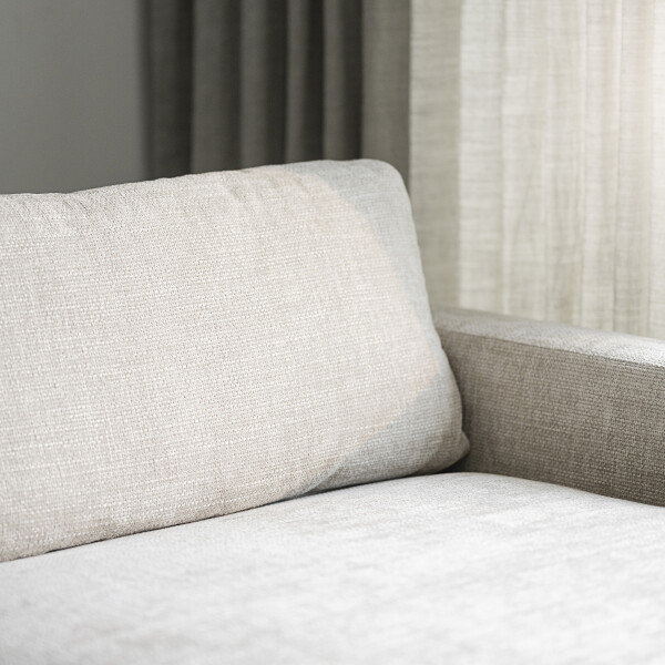 Rowico Duncan Couch 122021 details kuva