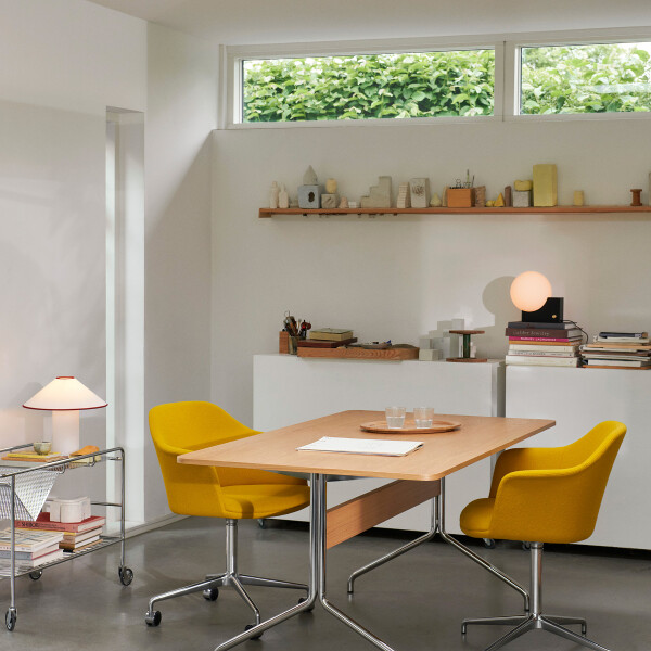 Pavilion AV18 Interior Clear Lacquered Oak w. Chrome kuva