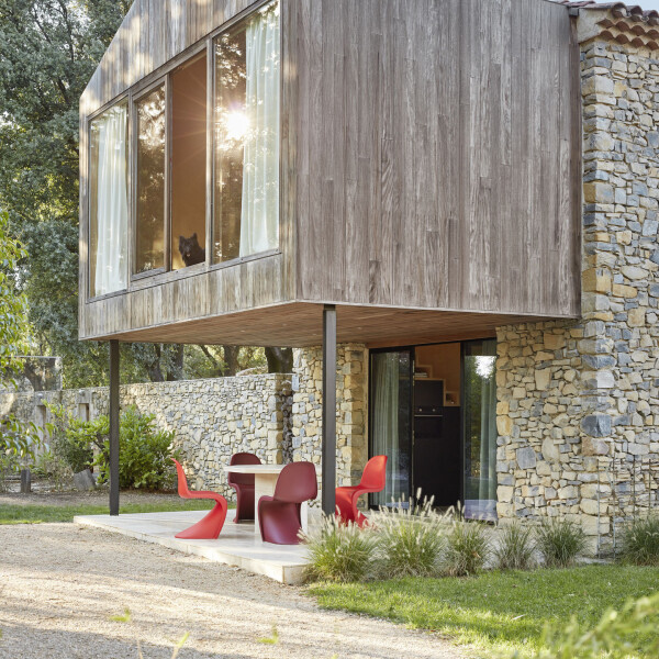 5920102 Panton Chair v fullbleed 1440x kuva