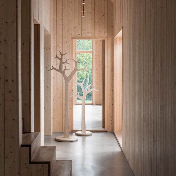 Swedese white oak coat stand floor standing 194 134 kuva