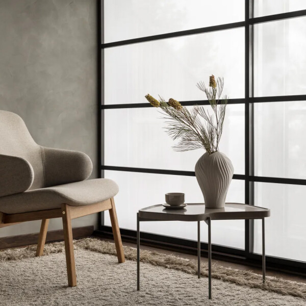 swedese anna white vase interior image