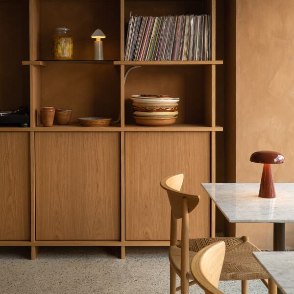 ATD Red brown Como SC53 Lifestyle kuva