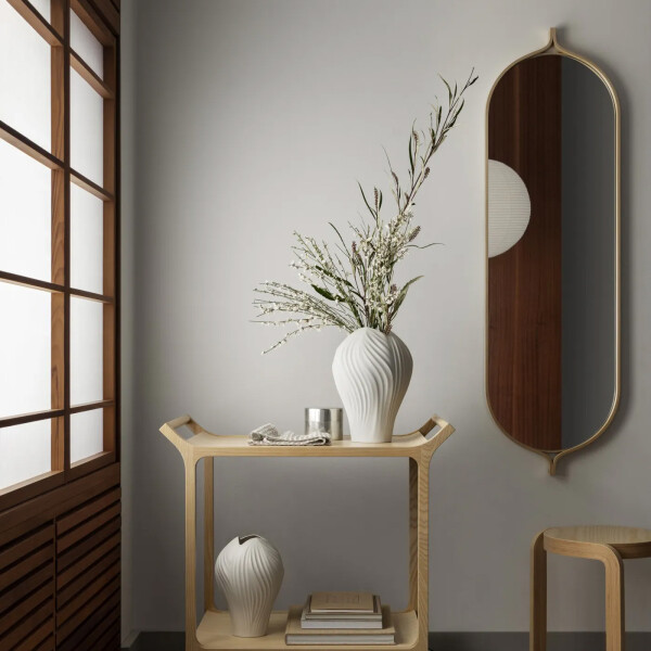 Swedese comma mirror image