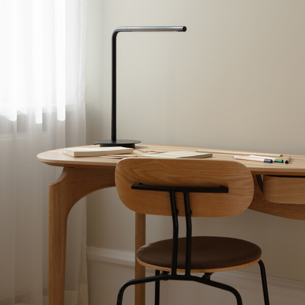 UMAGE lifestyle Omni table black 2 image