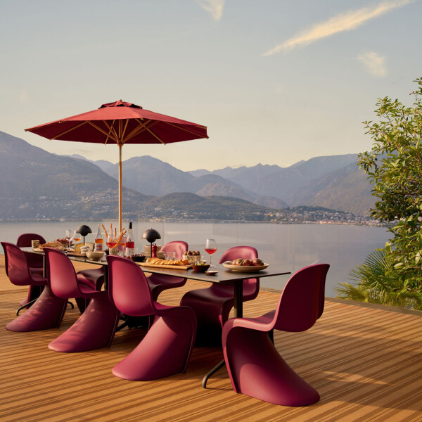 8632976 Panton Chair Metal Side Table Belleville Table Dining Rooftop Terrace v fullbleed 1440x kuva