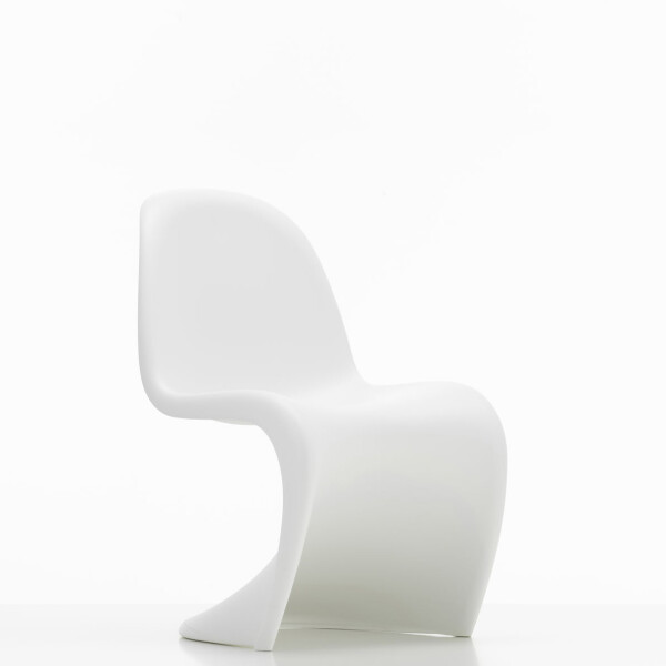 2974185 Panton Junior white v fullbleed 1440x kuva