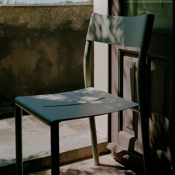 New Works May Chair Light Grey 317 43 kuva