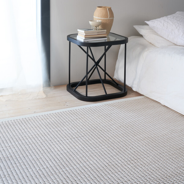 Duetto 2 17107034 col  white cream hand woven woodnotes image