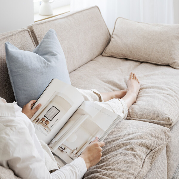 122842 b mb Rawlins sofa bobby 2 beige 7 image