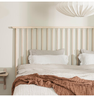 Rowico RIGGINS sänggavel, vitpigmenterad ek image