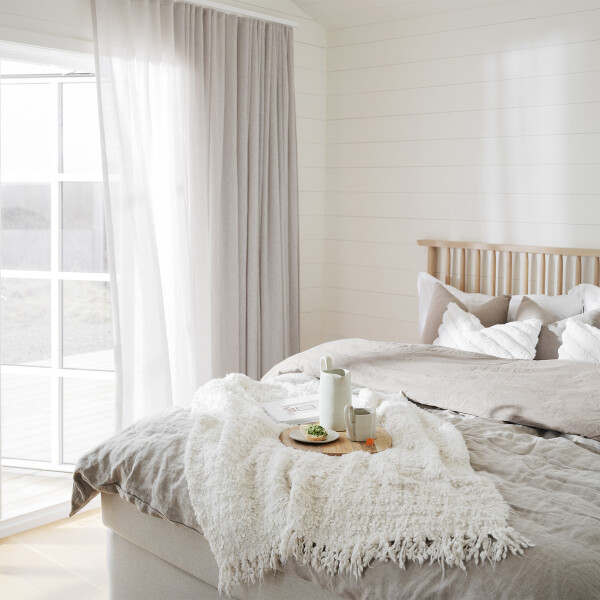 Rowico 120438 b mb Riggins headboard whitewash 7 kuva