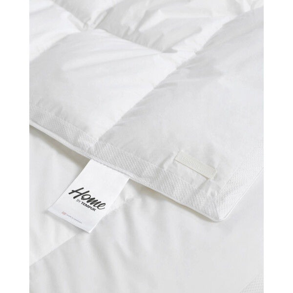 HOME by Tempur Duvet folded corner w Label 05 0019 image