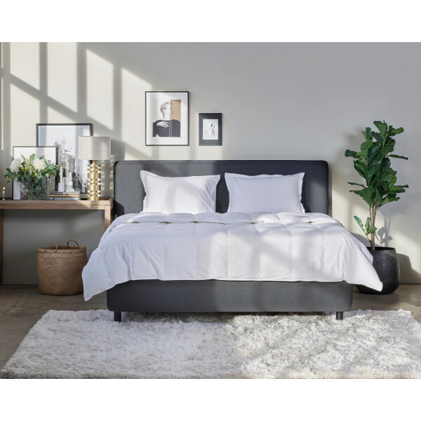 HOME by Tempur Room Set Shadows double Duvet Naked front 05 0041b image