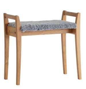 Oscarssons Möbel MEJA jakkara, öljytty tammi/vaaleanharmaa lampaantalja tai -jäljitelmä kuva