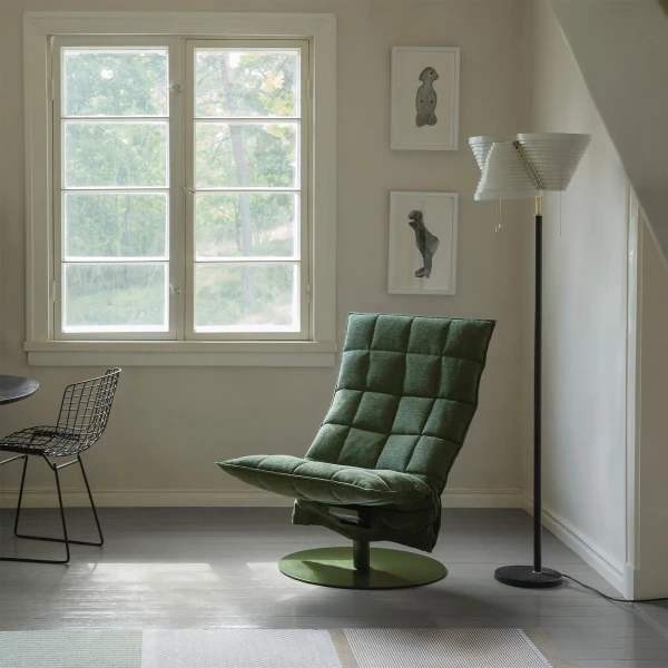 Narrow Swivel k chair upholstery and base palte col  Park green interior kuva