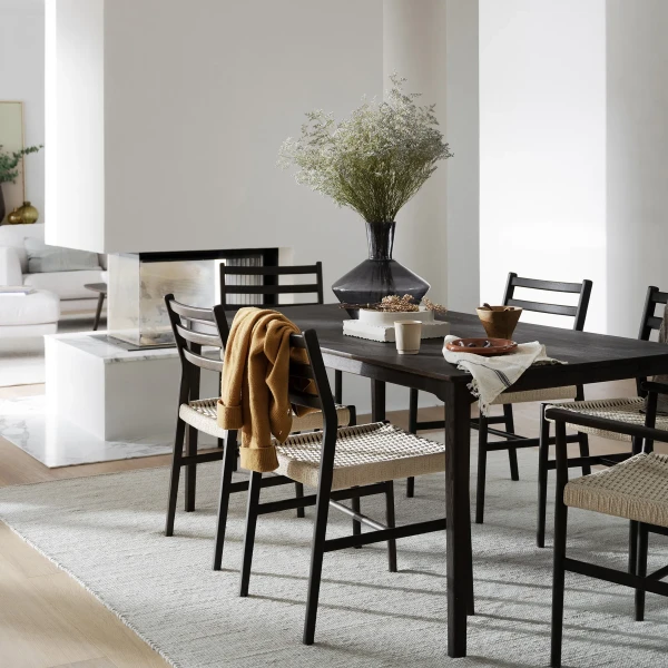 Rowico Markham table 9 dining table in brown oak Harlan chair 01 kuva