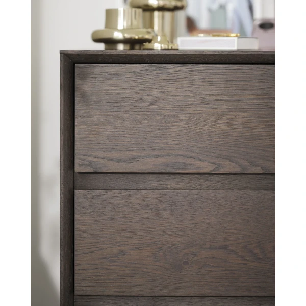 121195 121191 121193 b mb Mackay brown 3 image