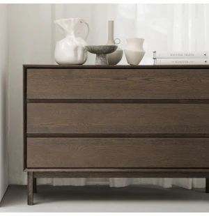 Rowico MACKAY laatikosto leveä 3-laatikkoa, ruskea tammi kuva