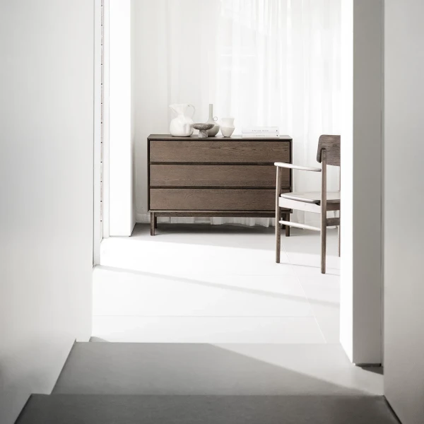 121195 b mb Mackay brown 3L image