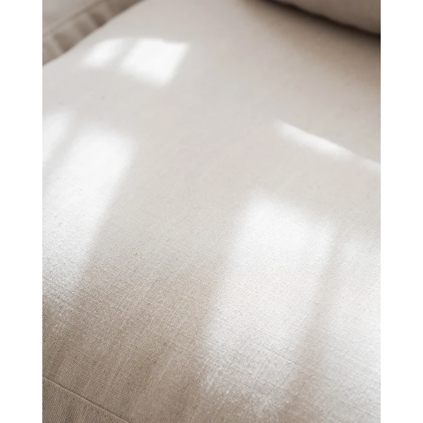 125910 b mb Payton 3 seater sofa in beige fabric 02 kuva