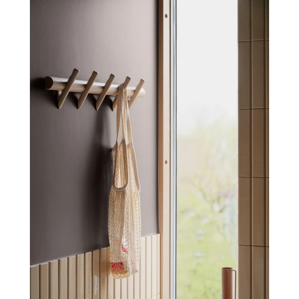 134216 b mb Hillmond hook rail ww 01 kuva