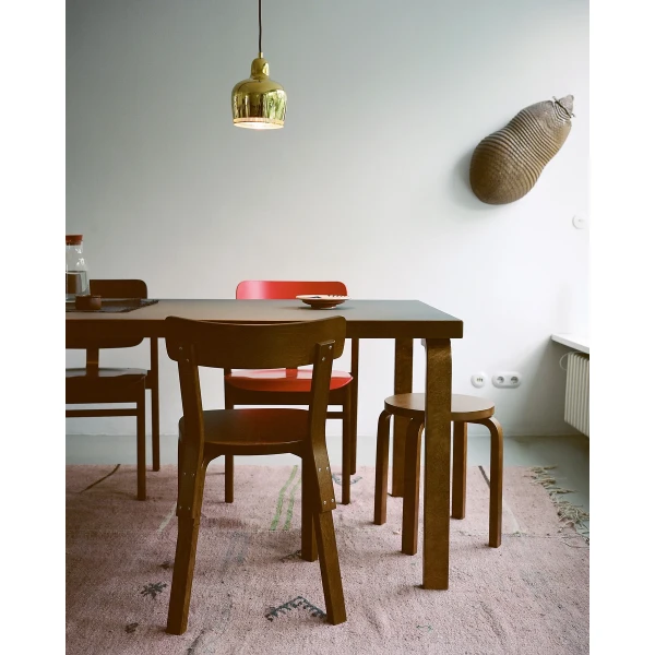 Stool E60 Walnut Stain Pendant Light A330S Golden Bell kuva