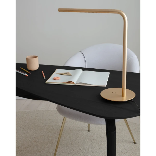 UMAGE lifestyle Duende black oak Omni table lamp plated brass 1 kuva