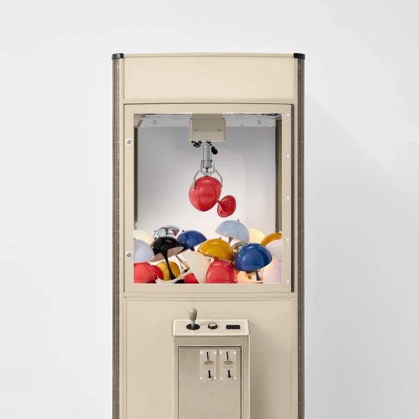 AW24 Panthella 160 Portable Coral Clawmachine kuva