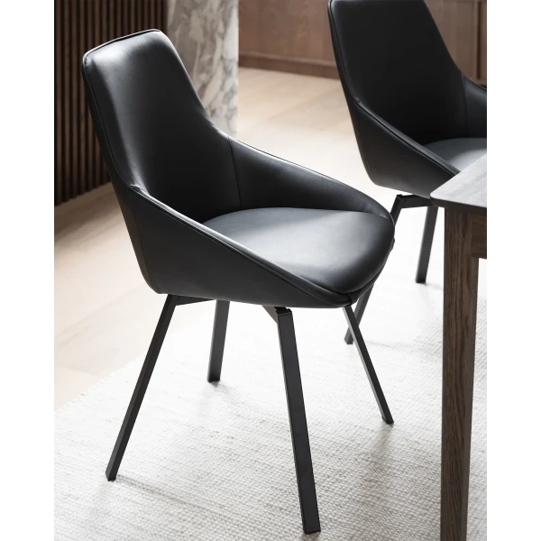 118133 b mb Alison11 2 kuva