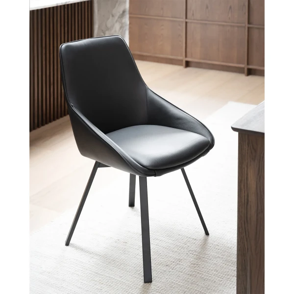 118133 b mb Alison11 kuva