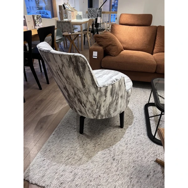 Broderna Anderssons AVA nojatuoli kangas umbra 2 image