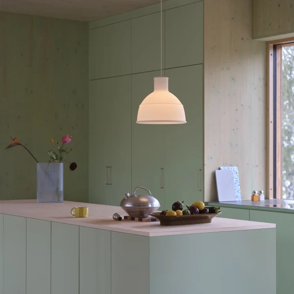 Unfold pendant lamp translucent white ridge vase light blue kuva