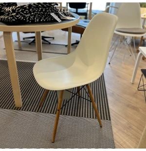 Outlet | Vitra EAMES DSW tuoli, valkoinen/vaahtera kuva