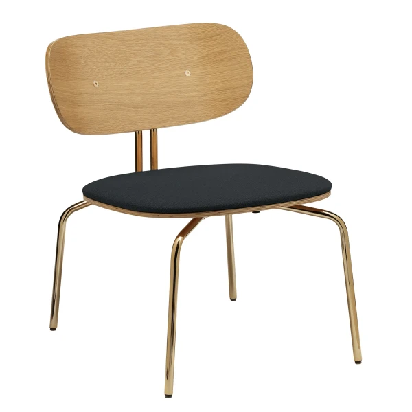 UMAGE packshot 5917 1C730 04 Curious lounge chair oak brass shadow 2 kuva