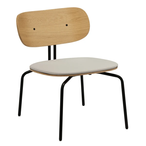 UMAGE packshot 5917 3C730 02 Curious lounge chair oak black white sands 2 kuva