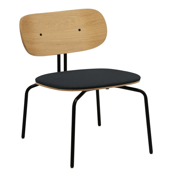 UMAGE packshot 5917 3C730 04 Curious lounge chair oak black shadow 2 kuva