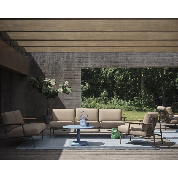Muuto Settle sofa 3 2 lounge chair ribbed weave 5 taupe ply rug recycled poly light blue image