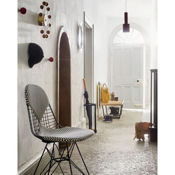 1626154 Ball Clock red Detail interior image