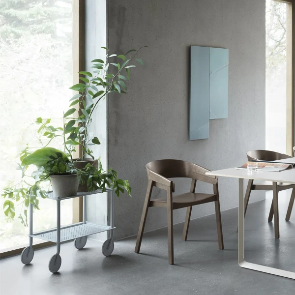 cover armchair stained dark brown 70 70 table sand strand pendant closed 60 flow trolley 2 layer grey muuto kuva