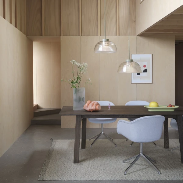 Two layer grey earnest table dark ridge vase 35 white frosted glass fiber acca 731 ply rug recycled poly off white muuto org 150 kuva