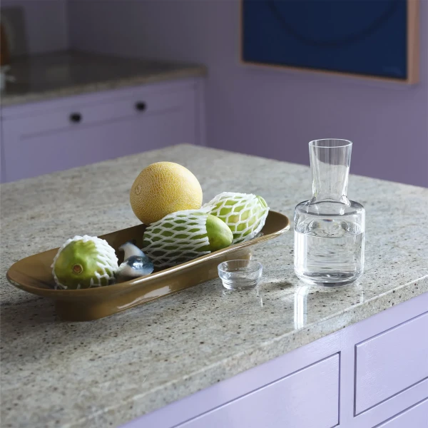 mere bowl brown green raise carafe clear muuto org 150 kuva